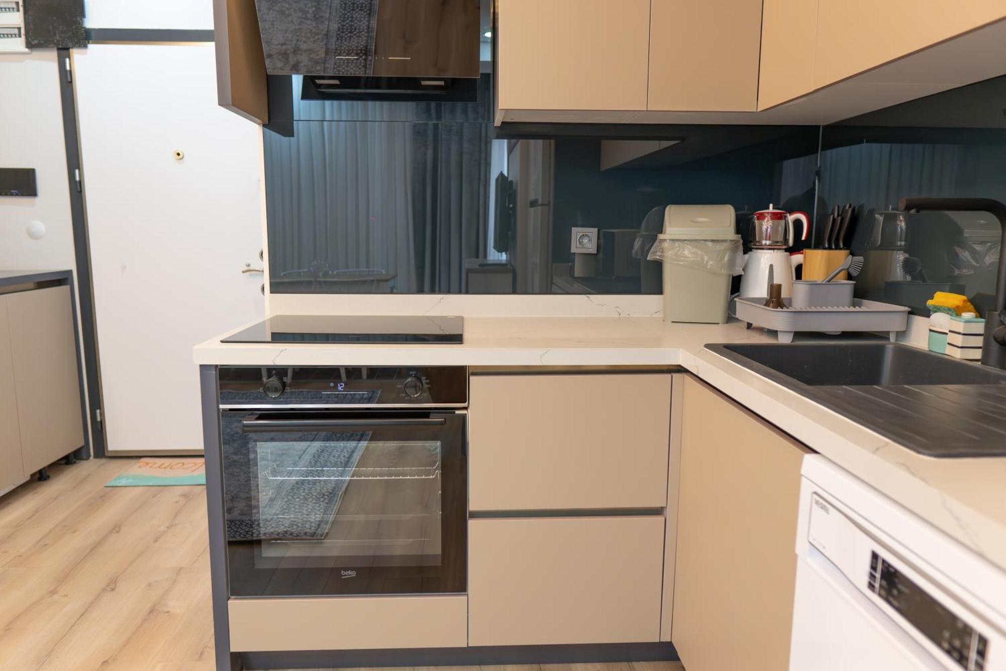 Wind Luxury 2 Apartman Aksu  Kültér fotó